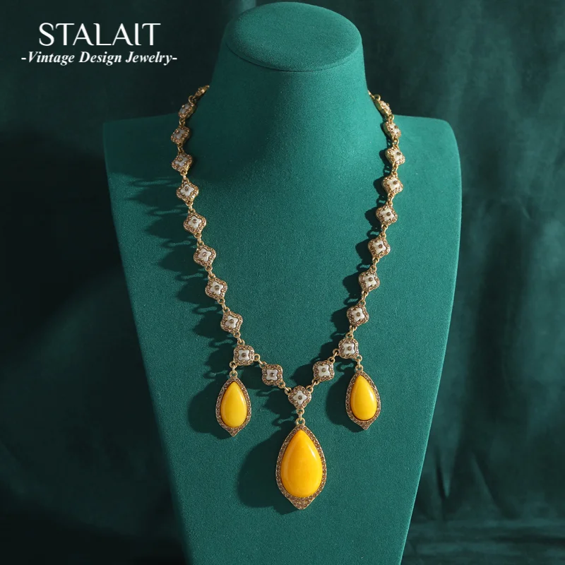 

Vintage Charms Necklace Jewelry Gold Color Yellow Water Drop Natural Stone Pendants Luxury Antique Woman Valentine Day Gift