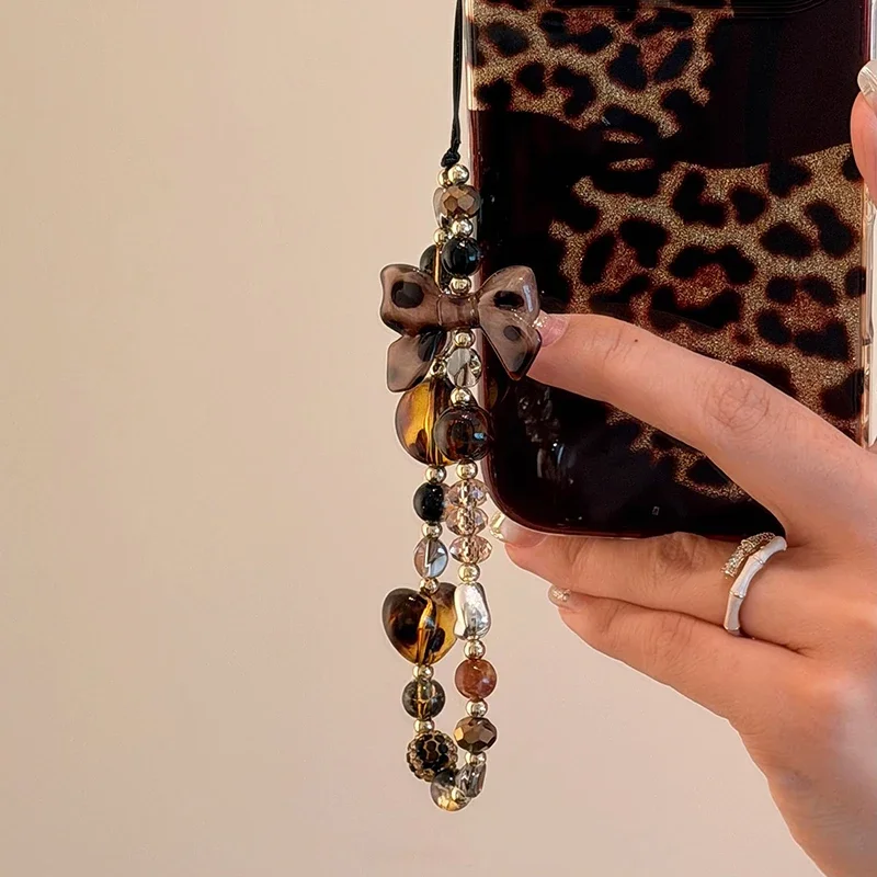 Gantungan Kunci Manik-Manik Retro Bentuk Hati Buatan Tangan Manik-Manik Berwarna Amber Estetika Gaya Vintage Tali Pergelangan Tangan Tali Telepon untuk Anak Perempuan