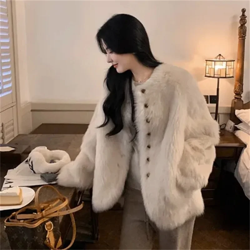 

2023 New Fox Hair Imitation Youth Thickened Round Neck Fur Coat Women's Mid length Loose Fashion Korean Edition Hair Solid Color