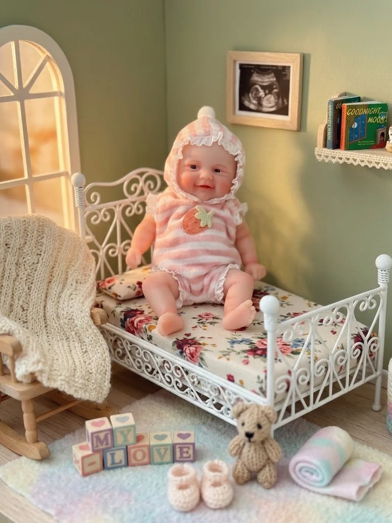 NPK 15CM Full Body Solid Platinum Silicone Smile Face Reborn Vivienne Super Soft Flexible Elastic Palm Handy Baby Dolls