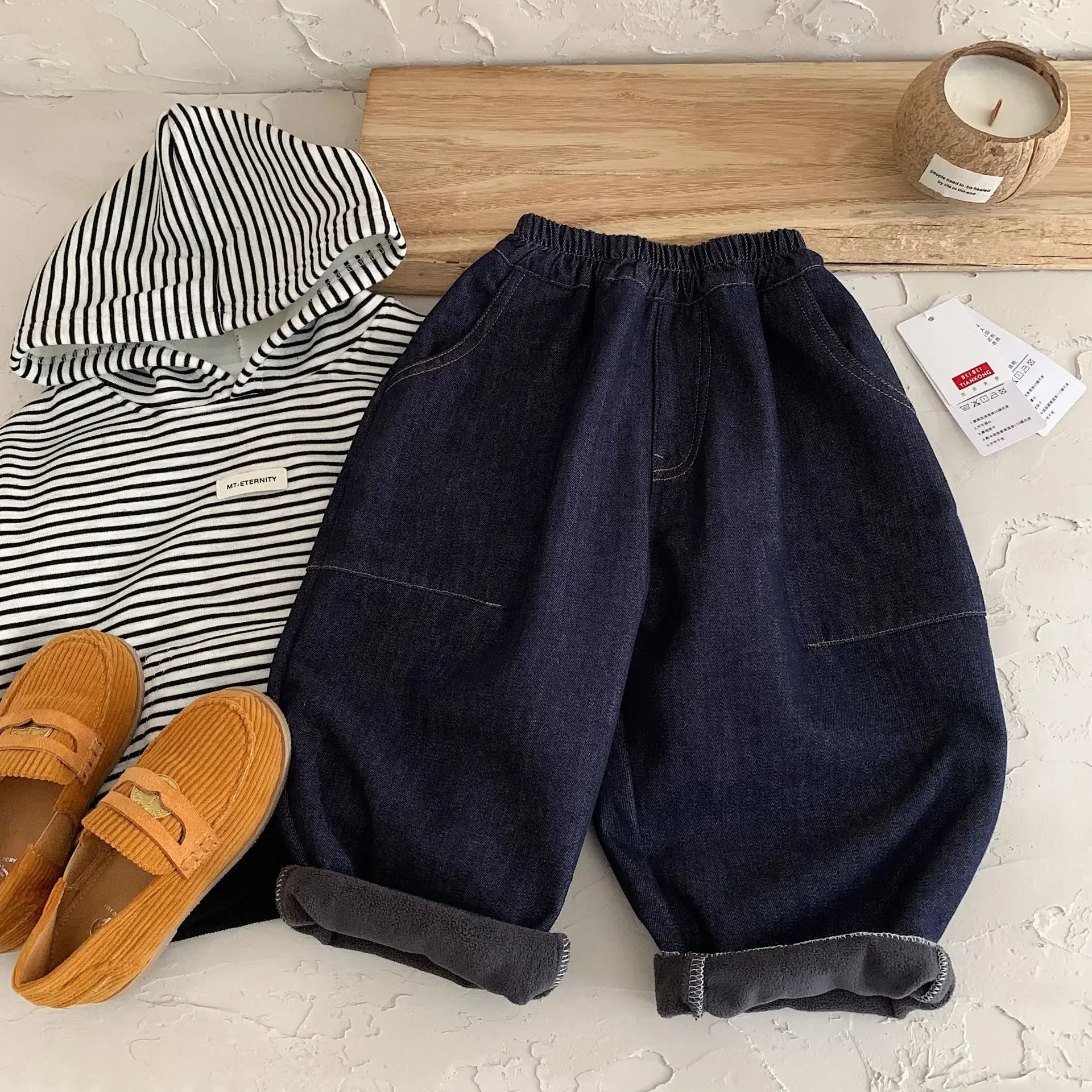 

2025 Winter Kids Clothes Solid Color Fleece Lined Jeans 2-7Y Boys Girls Loose Long Pants Versatile Children Trousers