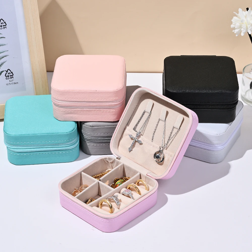 IYOE 1 قطعة صندوق مجوهرات السفر المحمول معكرون اللون فو الجلود والمجوهرات المنظم صندوق مجوهرات حالة سستة صناديق التخزين أمي هدية #3