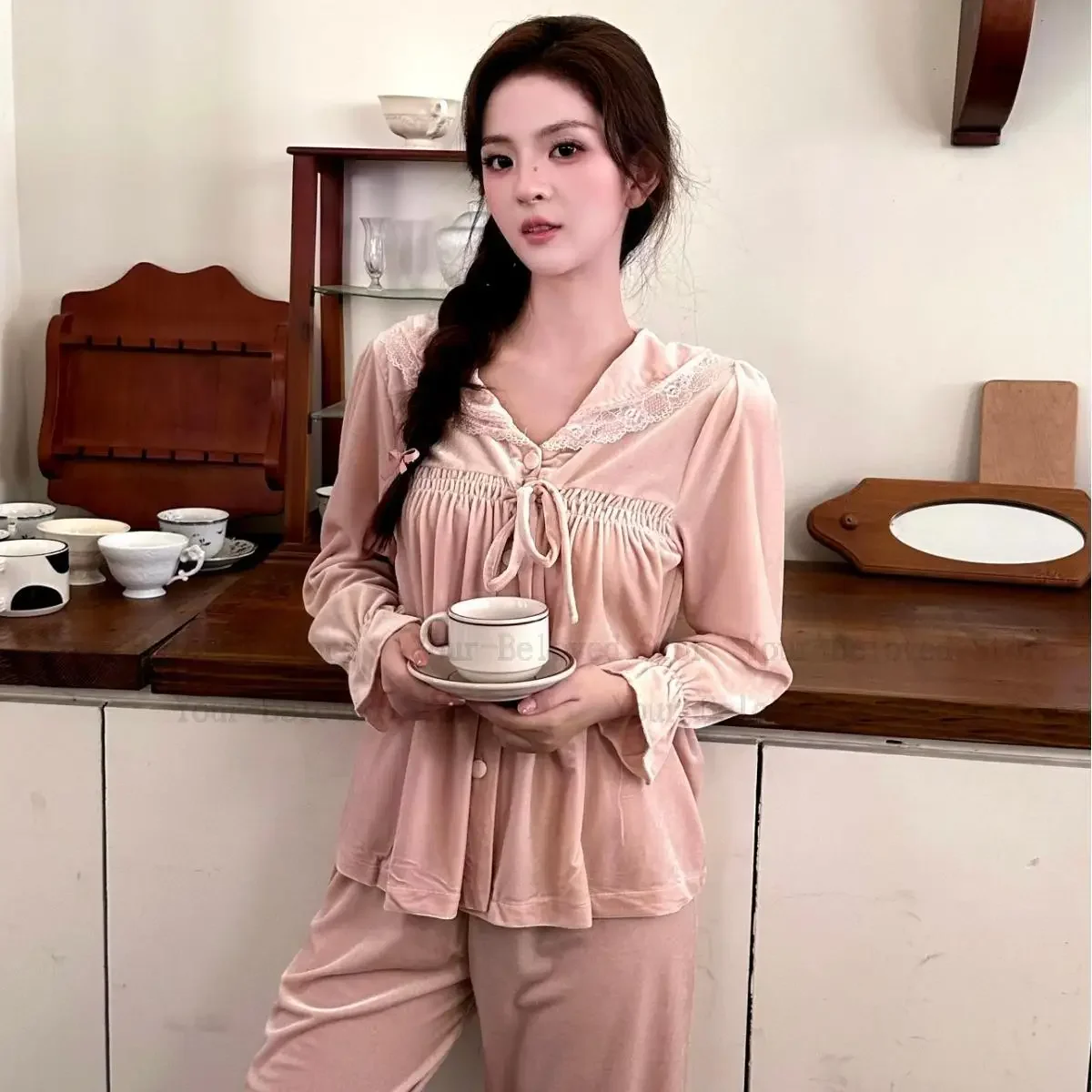 أنيقة الوردي الدانتيل منامة مجموعة 2 قطعة القطيفة ملابس نوم النساء الأميرة نمط المتسكعون شتاء دافئ ملابس المنزل منامة فام