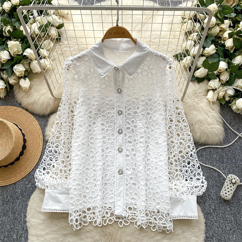 Palace Style  Hollowed Out Hook Flower Lace Blouse Top for Women Autumn Elegant Versatile French Single Breasted Shirt Trend W82