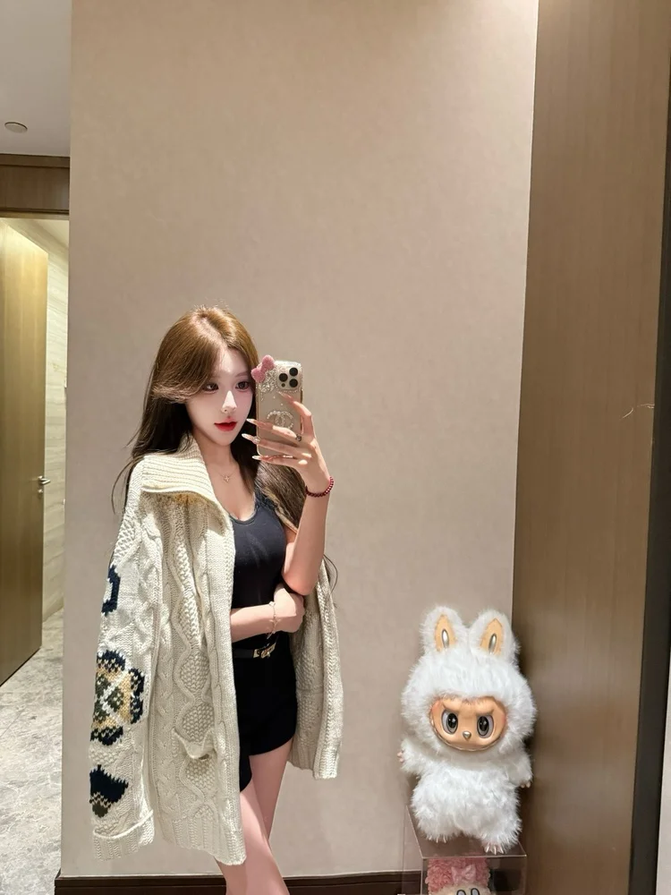 

Heavyweight Knitted Long Line Double Zipper Sweater Coat Women Loose Fit Cardigan Cotton Fabric Printed Design Skiing Series