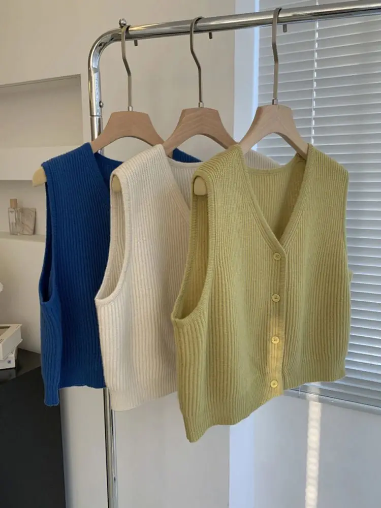 

Retro High-quality V-neck Cardigan Knitted Vest Women's Spring Autumn Winter Layered Short Sweater Vest Jacket