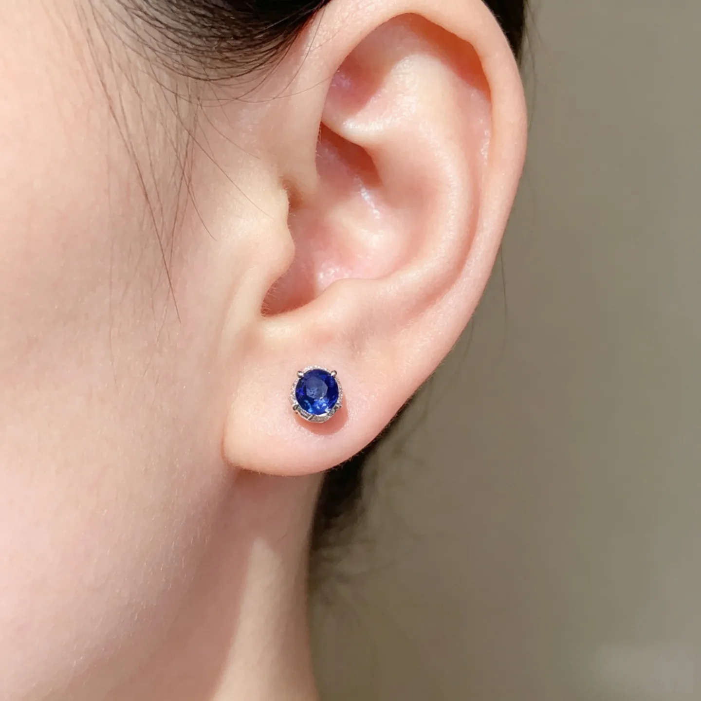 Small Silver Sapphire Stud Earrings for Daily Wear 3mm Natural Sapphire Silver Earrings 925 Silver Sapphire Earrings for Gift