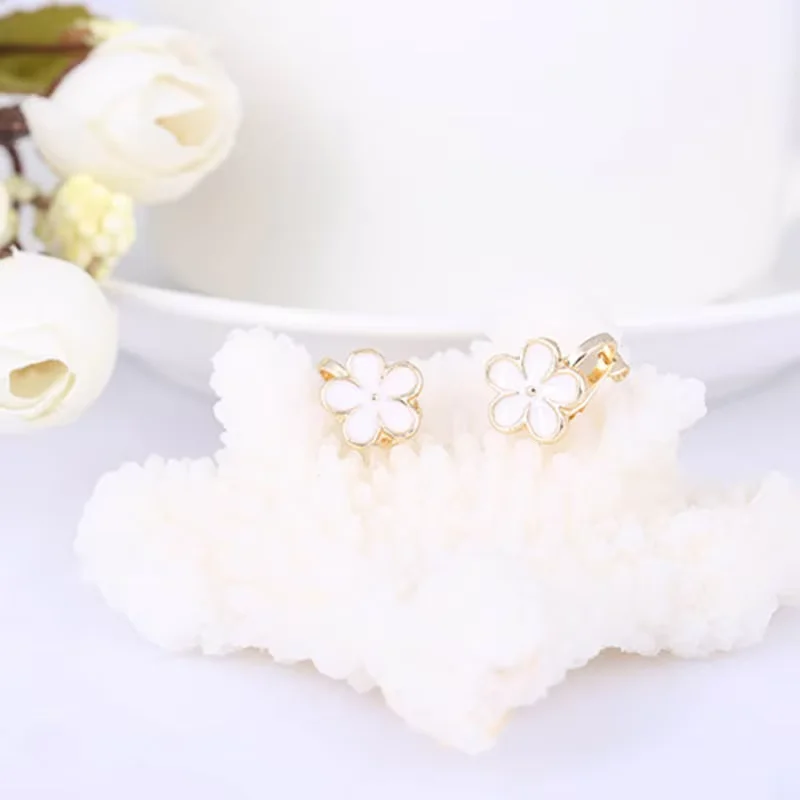 New Arrival Cute Flower Clip-On Earrings - Pink & White Enamel Jewelry for Women, No Piercing Needed, Birthday Gift for Friends