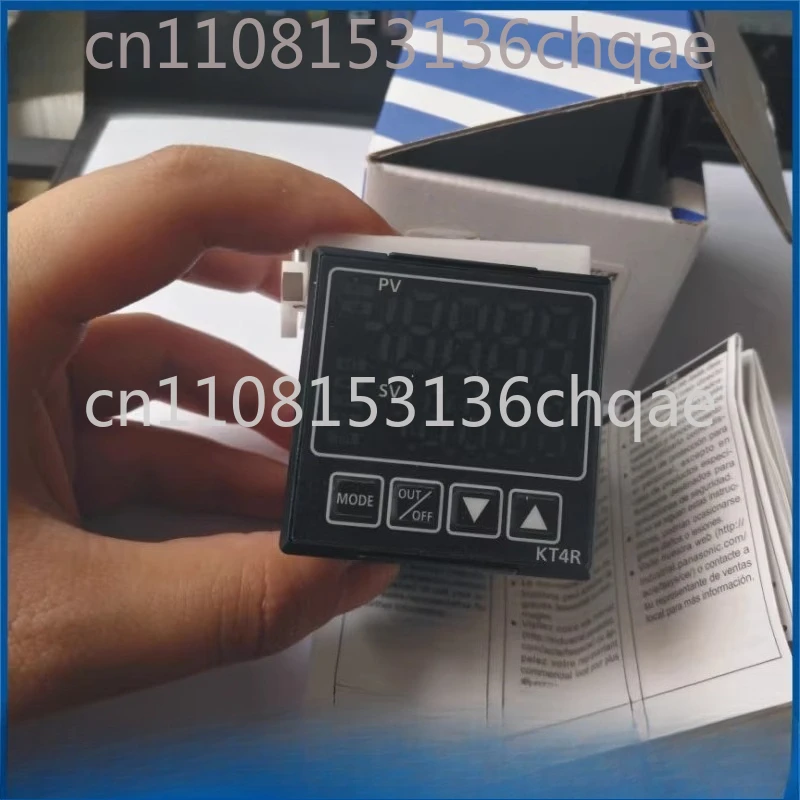 

New original AKT4R1111001 thermostat