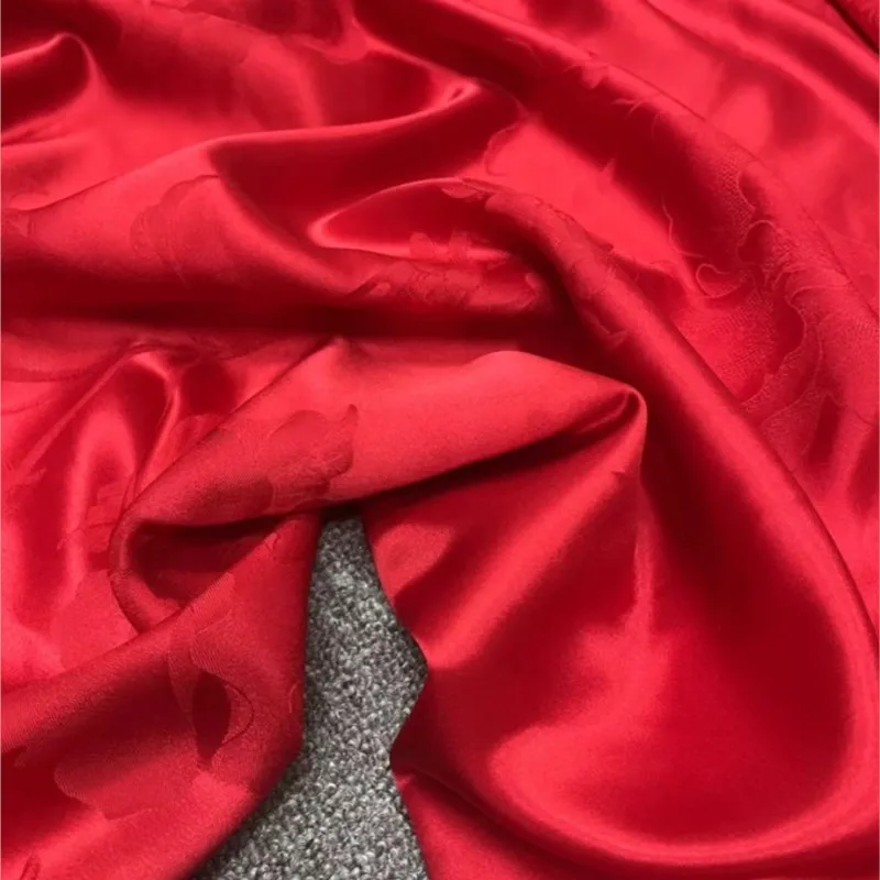 Frühfrühlingsneues Produkt 7-farbiger King-Satin-Jacquard-Stoff aus Seide, 35 mm breit, Cheongsam