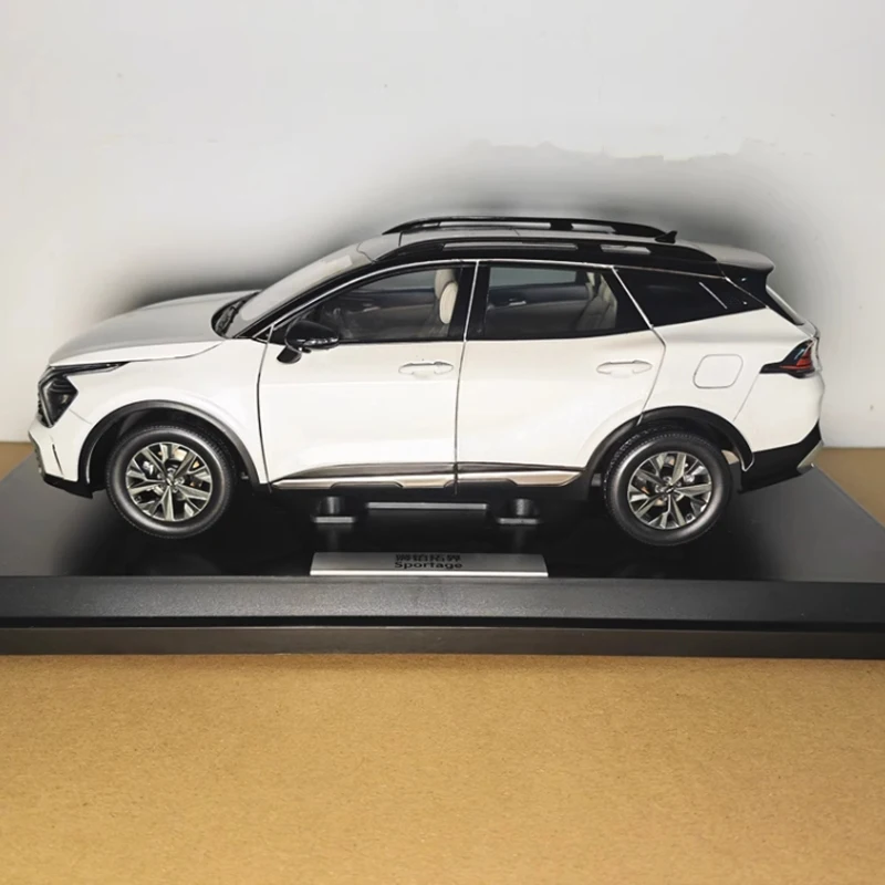 

Diecast 1:18 Scale KIA Spirtage USV Alloy Simulation Car Model Finished Collection Souvenir Decoration Gift Static Display