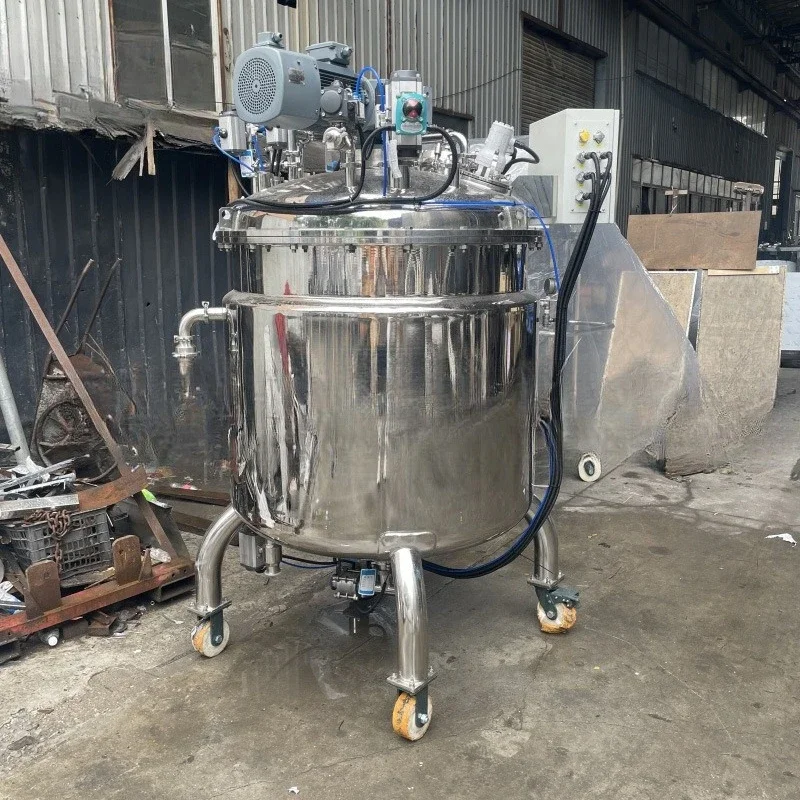 Mobile stainless steel mixing tank, vacuum in the tank, jacket cooling water circulation, adjustable stirring method