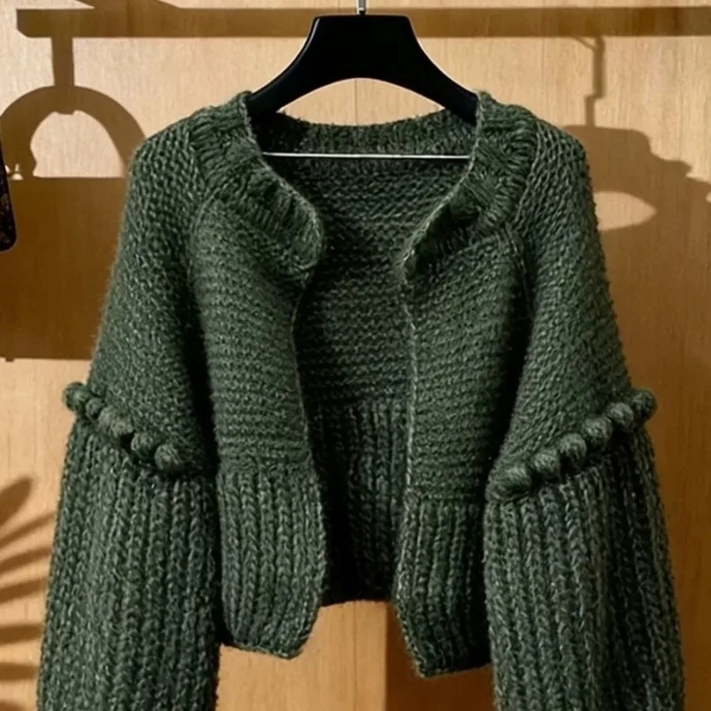 This French Retro Soft and Laid-back Top Extremely Good-looking Unique Stylish Green Sweater Coat High-end Feel Women in Spring