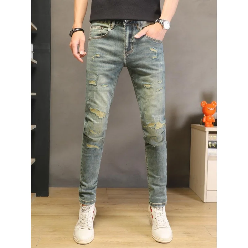 

Новые мужские джинсы 2026 года: весенне-летняя коллекция, высококачественные винтажные рваные джинсы, уличный стиль, облегающие, зауженные, модные ретро-брюки