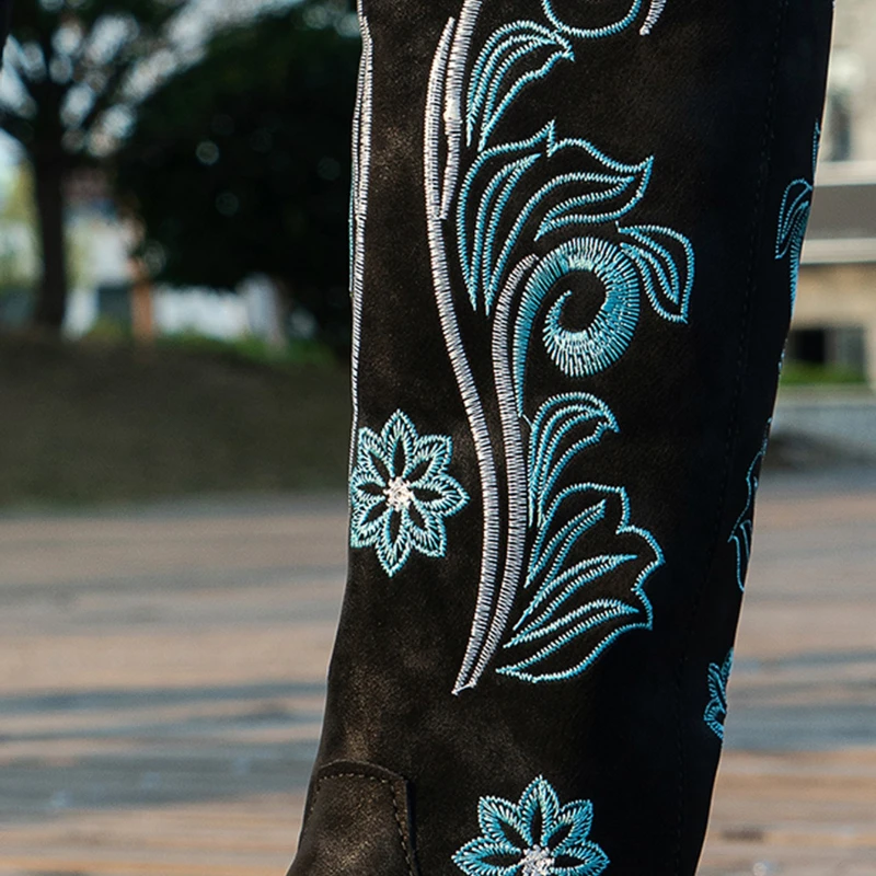 Bottes de chevalier rétro pour femmes, bottes à Tube Long brodées, Cowboy occidental, imperméables, résistantes au froid, chaussures de styliste