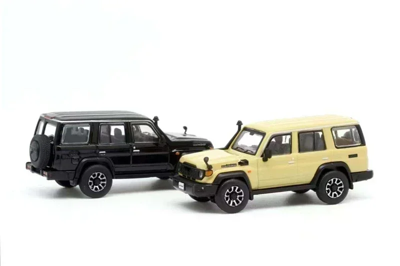 Model One 1:64 LC70 off-road Diecast Model Car