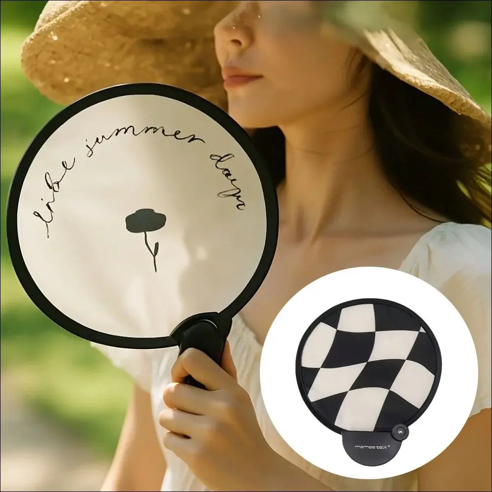 New with Storage Bag Portable Folding Fan Compact Design Vintage Style Round Fan Home Ornament Fans Outdoor Activities