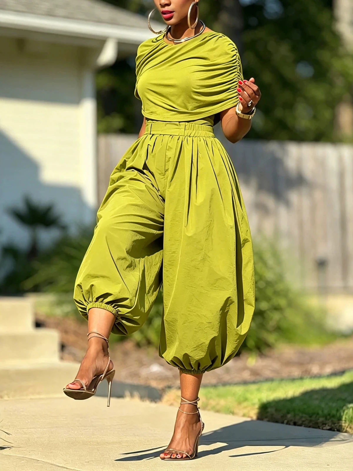Women’s Olive Green Crop Top 2 Piece Set Fashionable Ruched Oversized High Waist Balloon Jogger Pants Loose Matching Outfit Sets view 2