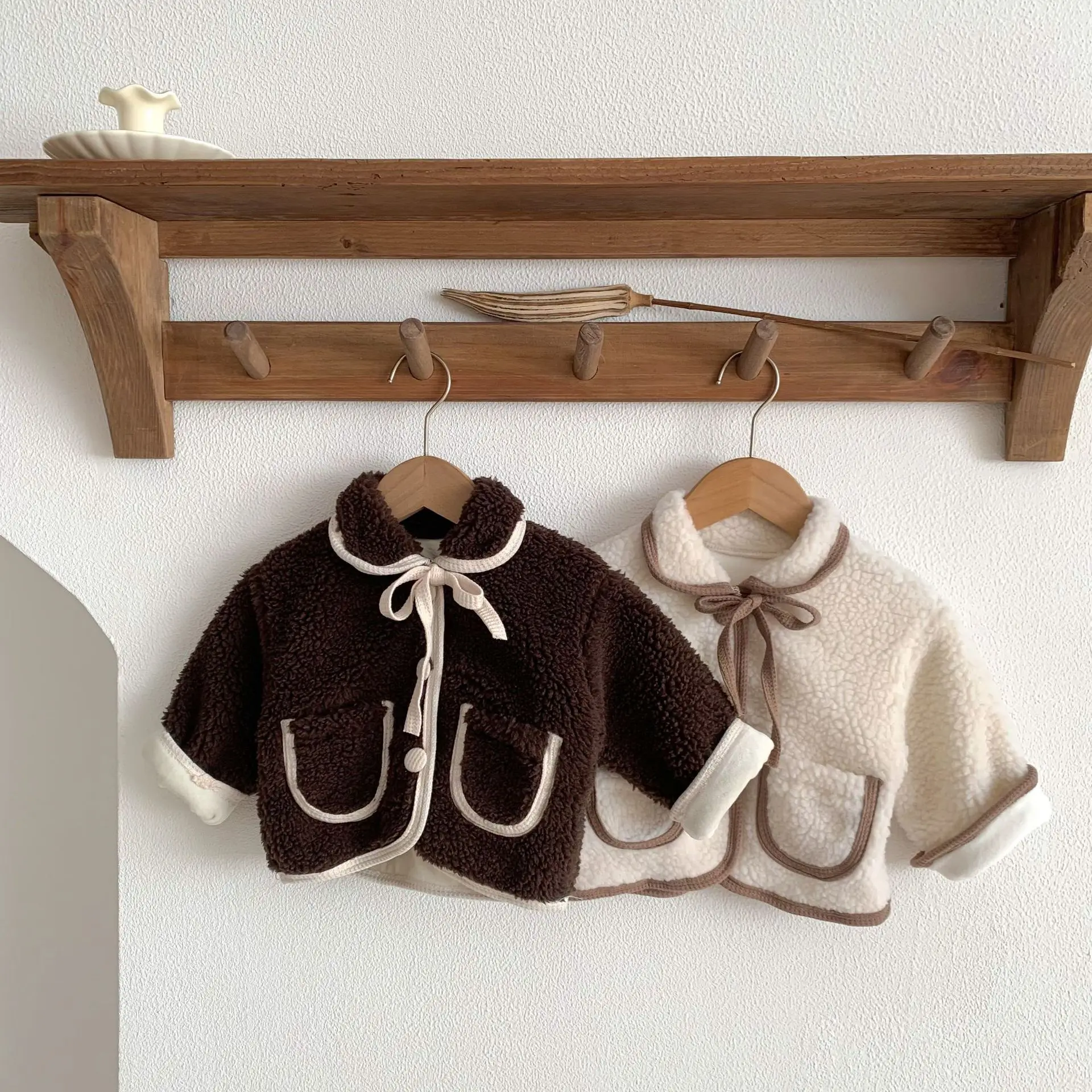 

Newborn Baby Girl Winter Coat Warm Fleece Jacket Infant Toddler Lamb Wool Outwear Cute Bow Thick Outfit Baby Clothes 3-24M