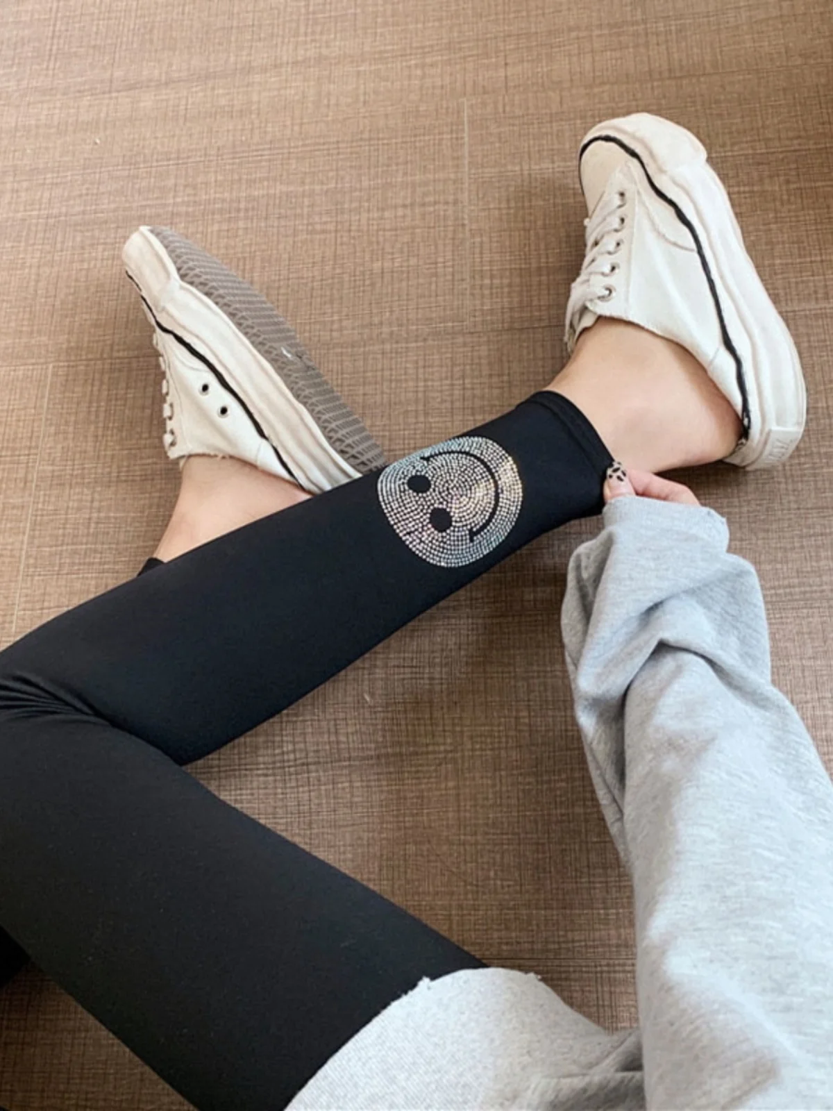 

High Waist iny Rhinestone Yoga Pants Women's Bla Base Layer Tight Fit ark Skin Sle Spring Autumn Seasonal Faion