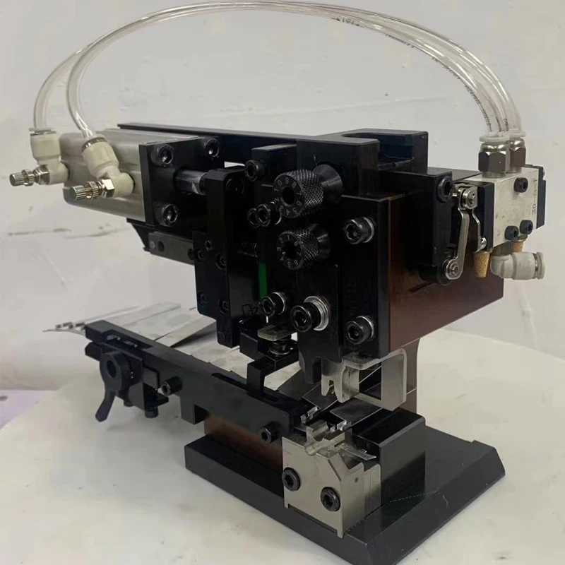 

Pneumatic Feeding System Terminal Crimping Applicator Terminal OTP Stroke 30 mm Feeding length can adjust Crimping Press Tooling