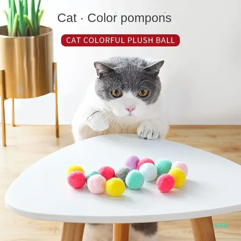 Kattenspeelgoed Interactief lanceertrainingsspeelgoed voor huisdier Kitten Creatieve mini-opnamepistool Games Stretch pluche balspeelgoed Dierbenodigdheden