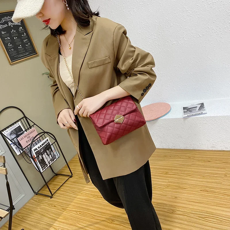 Small Messenger Bag For Women 2022 Trend Lingge Embroidery Camera Female Shoulder Bag Fashion Chain Ladies Tassel Crossbody Bags