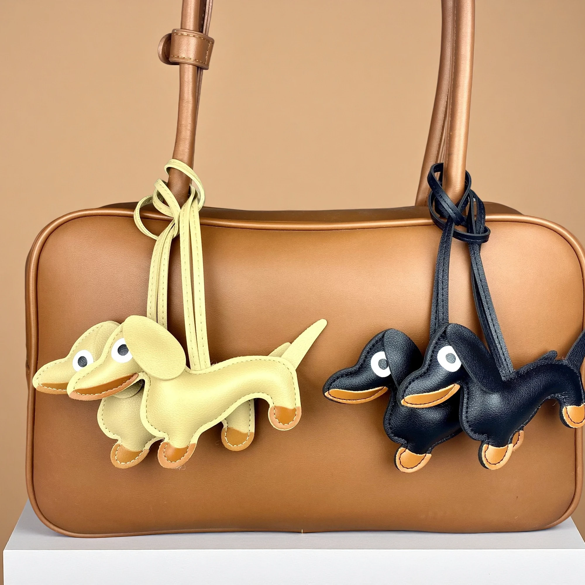 3pcs Leather Dachshund Bag Charm Set, High Quality PU Leather Dog Purse Hanger, Wiener Keychain Decor, Animal Pendant Bag  Charm