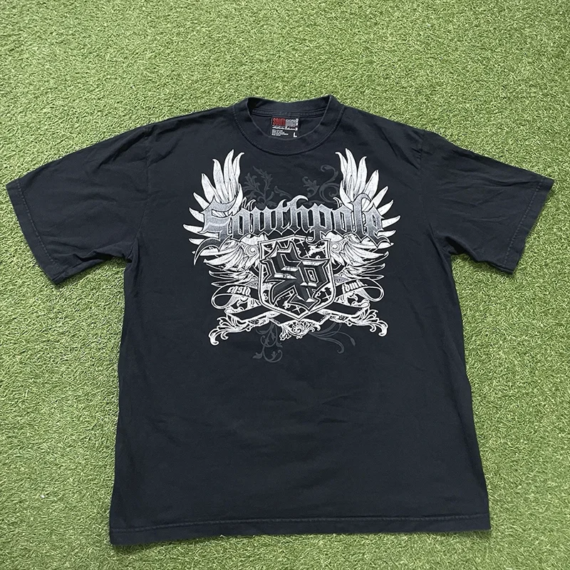 

Vintage Y2K SouthPole Logo Spellout Graphic Black T Shirt Emo Goth Tee American Men's and Women's Hip-hop Street Tee