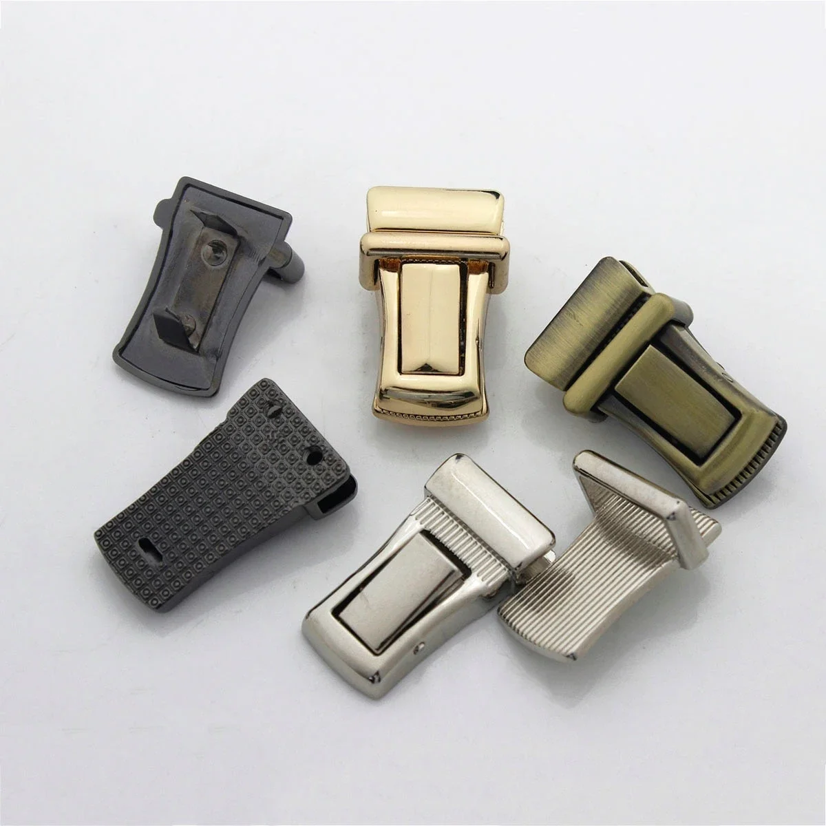 1piece Bag Lock Metal Push Press Lock Tongue Lock Closure Clasp Buckle for Leather Craft Bag Parts DIY Hardware Accessories