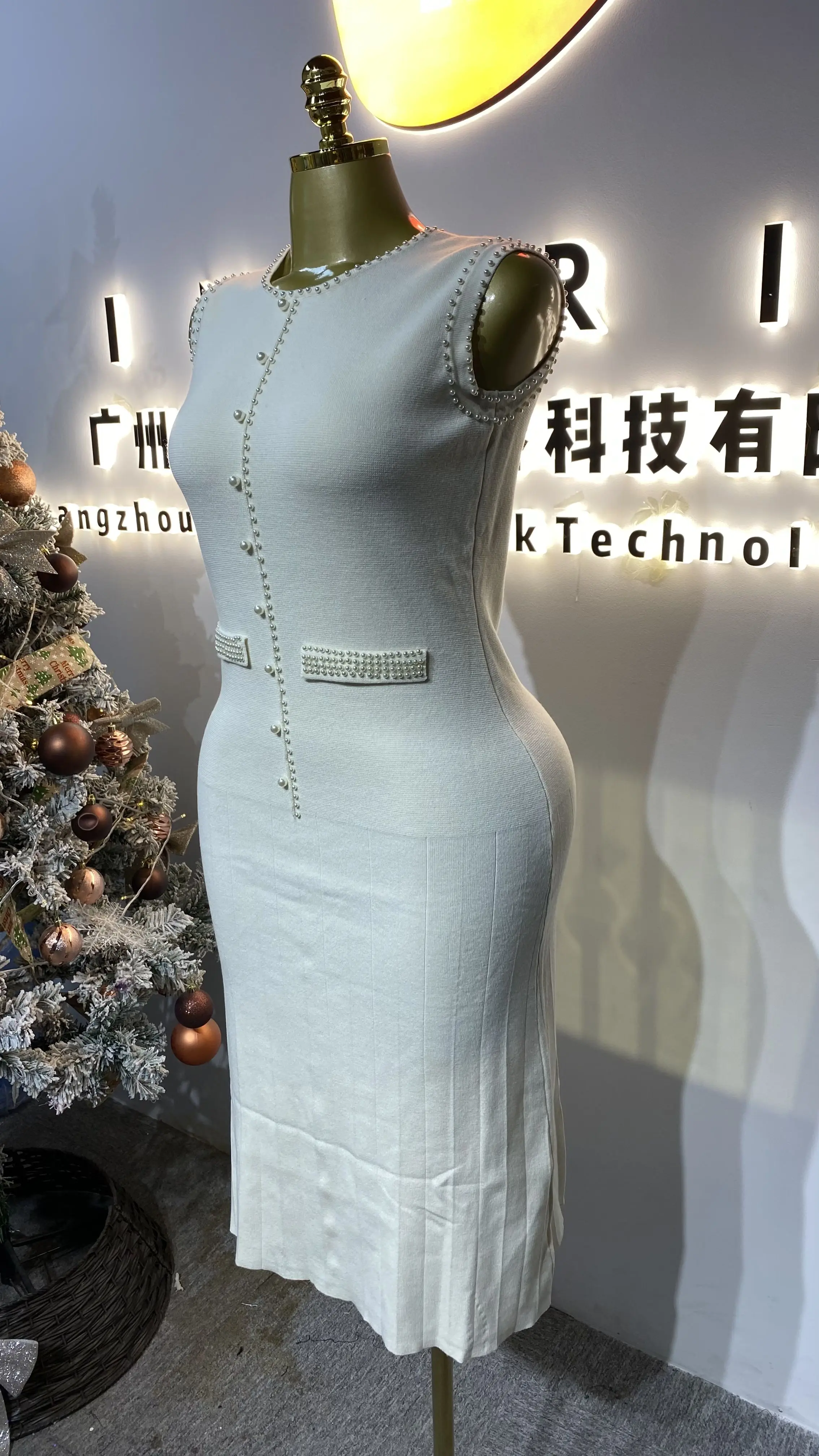 Nowa, elegancka, francuska kamizelka bez rękawów z dzianiny, zdobiona koralikami, dla kobiet, na lato, casualowa, luksusowa i prosta - GZXX305