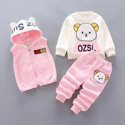 2023 inverno set di vestiti per bambini autunno cotone spesso vestito caldo maglione con cappuccio cartone animato carino tre pezzi neonate ragazzo vestito in pile