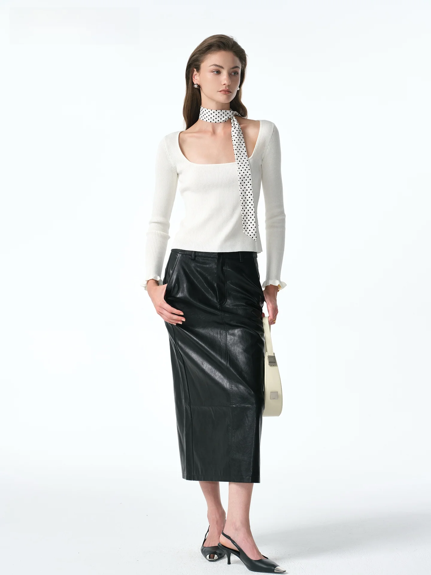Suéter de Punto AUREAL Blanco con Cuello Cuadrado y Manga Larga para Mujer, Diseño Sensacional, Sensación de Lujo, Estilo Floral Informal, Calidad Premium