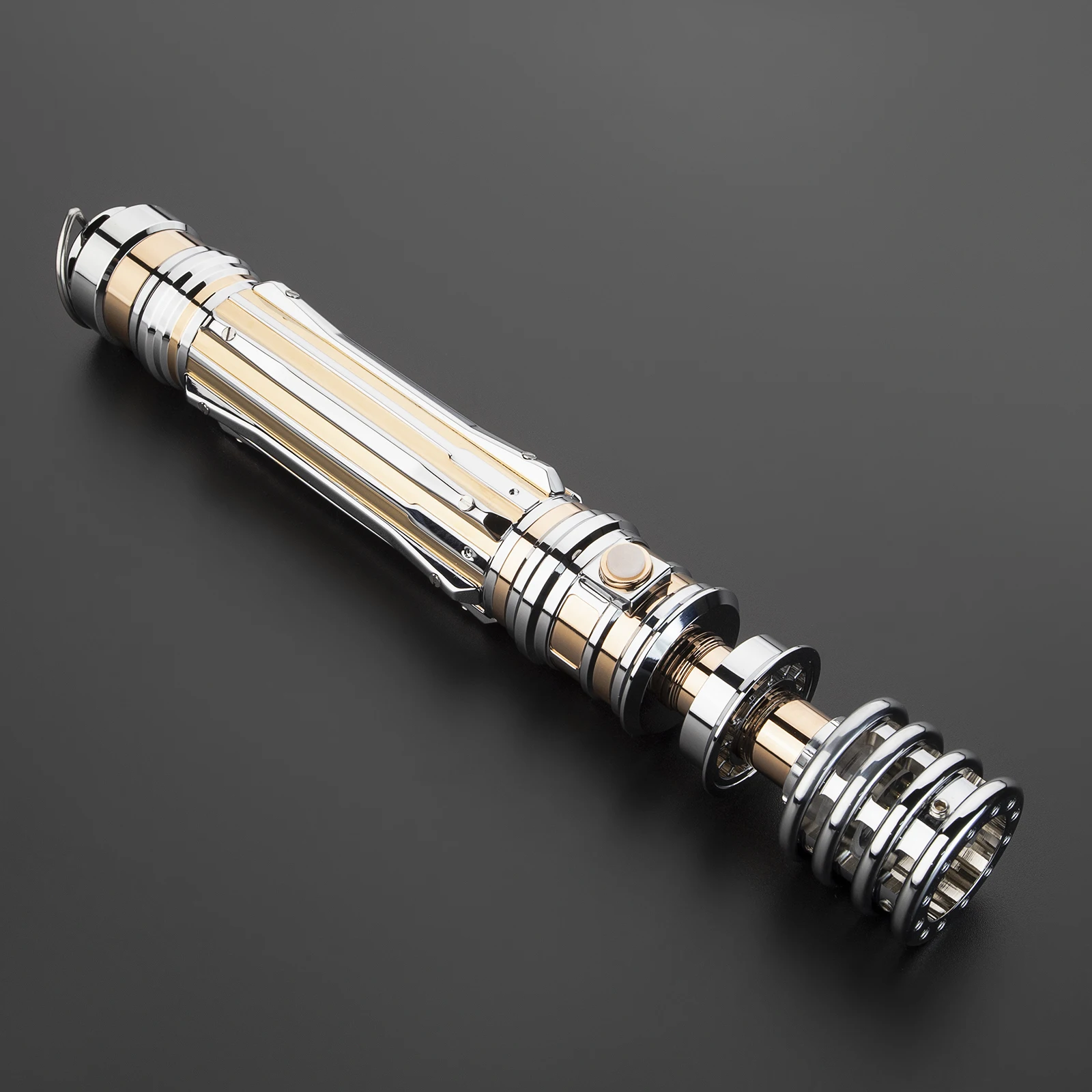 

Световой меч LGT Saberstudio Leia Saber Force Heavy Dueling Bluetooth с чувствительным управлением, плавным движением, бесконечной сменой цвета и множеством звуковых эффектов