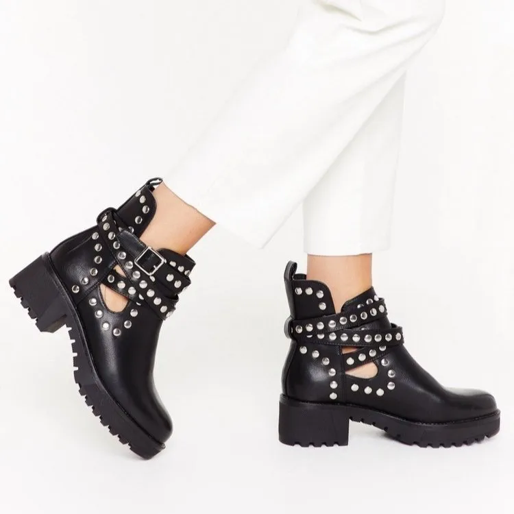 Women Short Boots Ladies Leather Ankle Boots Autumn Platform Motorcycle Shoes For Woman Punk Pearl Rivet Shoes Large size