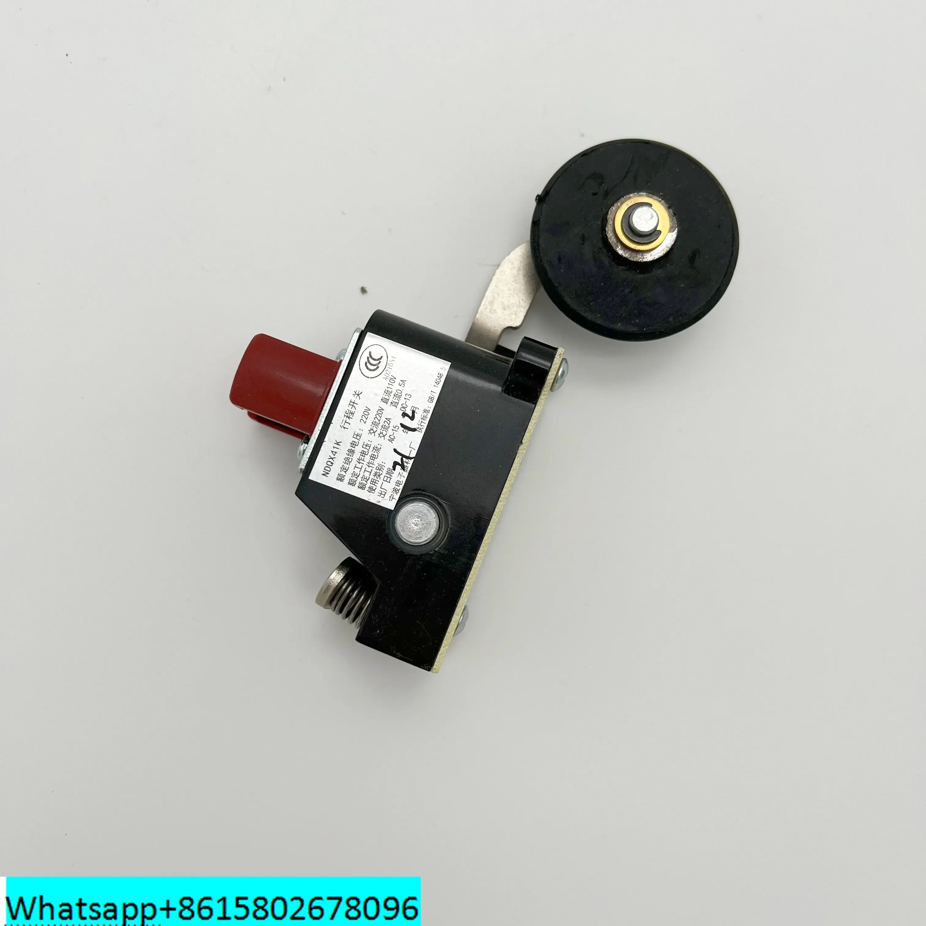 Elevator limit switch NDQX41B travel deceleration switch NDQX41K suitable for Hitachi elevator accessories