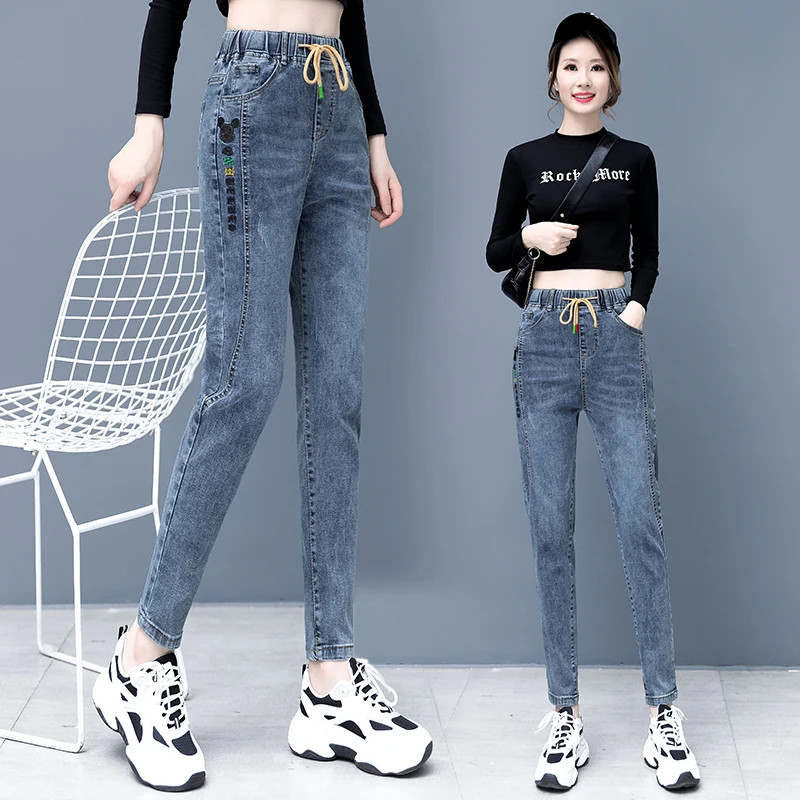 

Women's Elastic Waist Slim Fit Embroidered Denim Jeans Dad Sle Casual Long Pants High Waist Cotton Stretch Fall Season