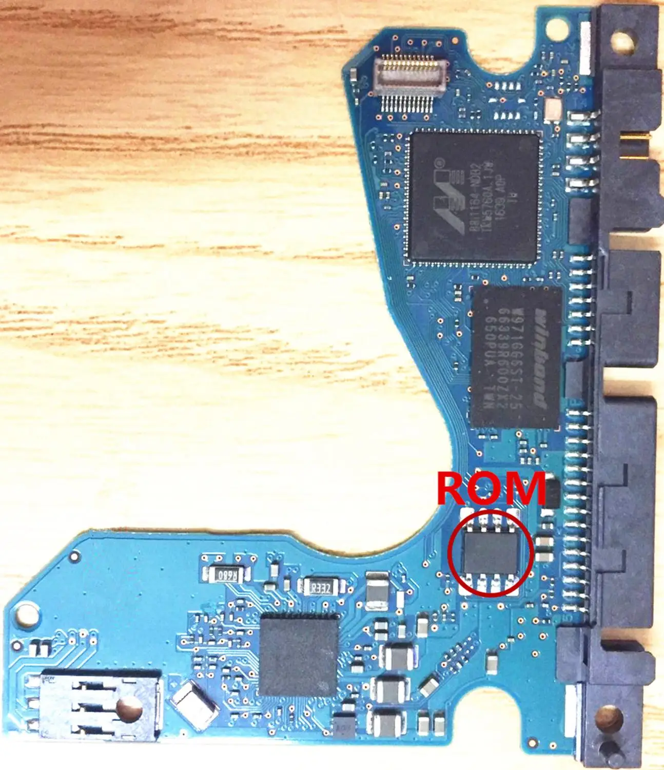 Hard Disk Circuit Board, Model Number: 100799274 REVA, 7414, 9276