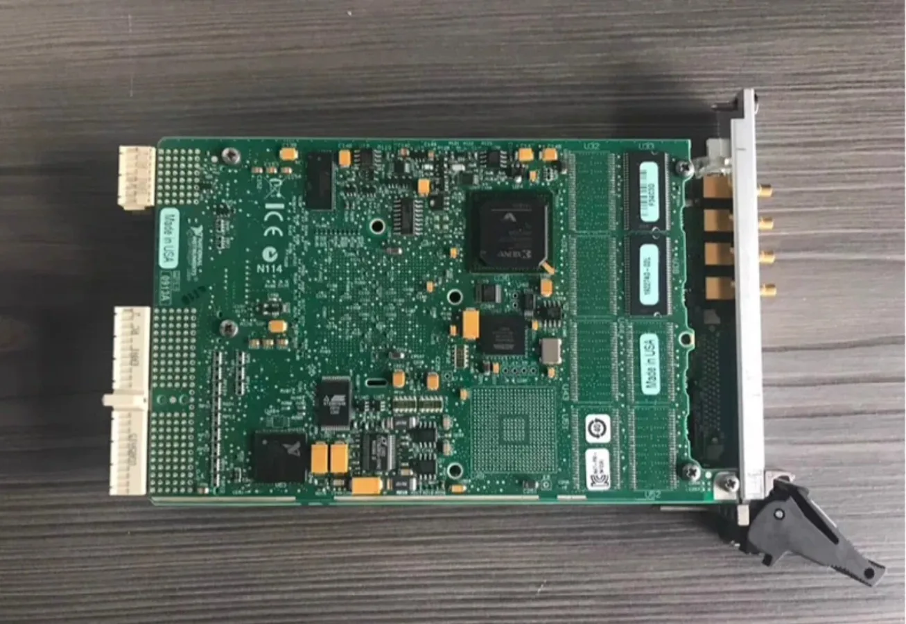 NI PXI-5412 20 MHz Bandwidth, 14-Bit PXI Waveform Generator#xhd