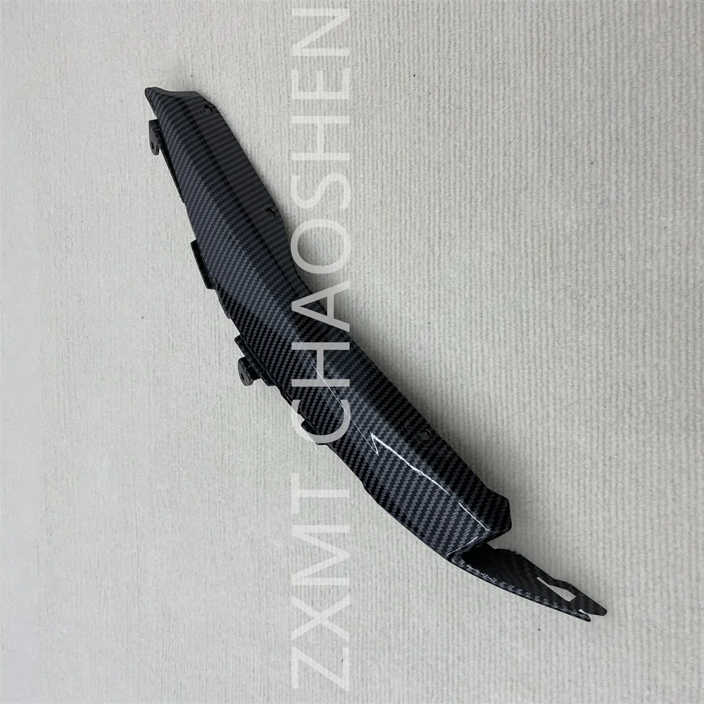 

ABS motorcycle fairing is suitable for the rear inner side panels of R25 and R3 models from 2019 to 2024 with carbon fiber paint