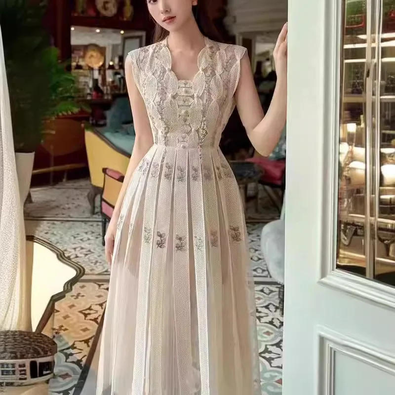 

Women Dress 2024 Office Lady Embroidery Sleeveless Floral Embroidered Flares Zipper V-Neck Dresses