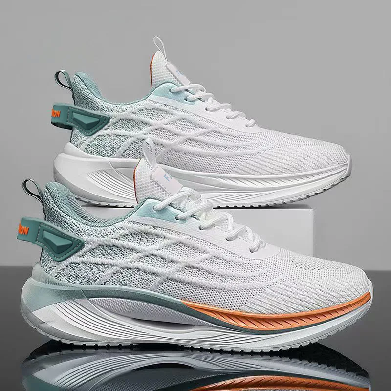 New breathable mesh men's sports shoes lightweight oft soled anti slip student running shoes view 4