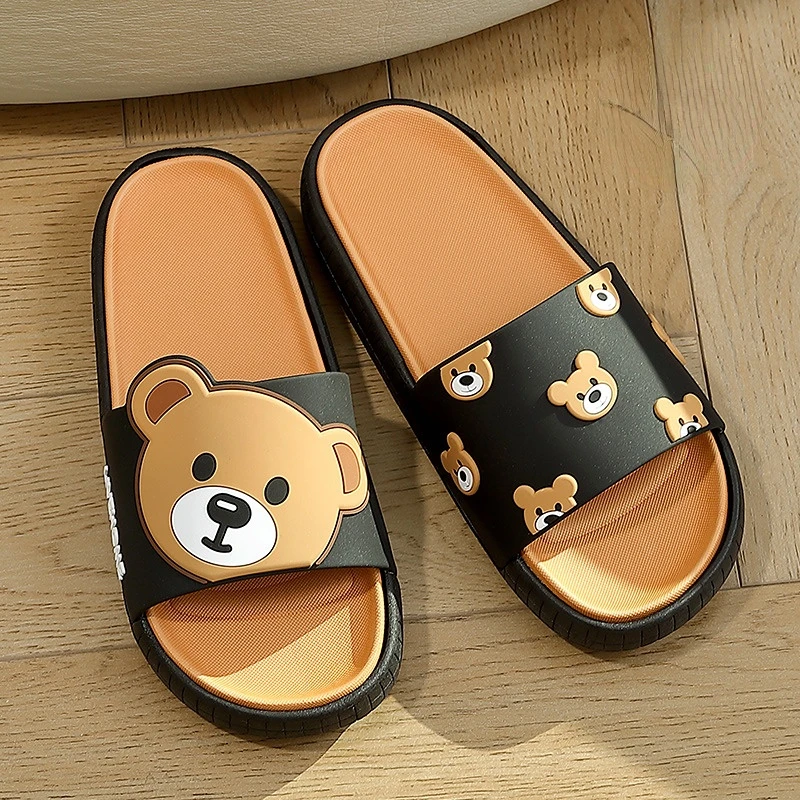 House Slippers Woman Summer Beach Bear cute Kawaii cartoon Lady\'s slippers Platform Female House soft Thick bottom EVA 2024 new