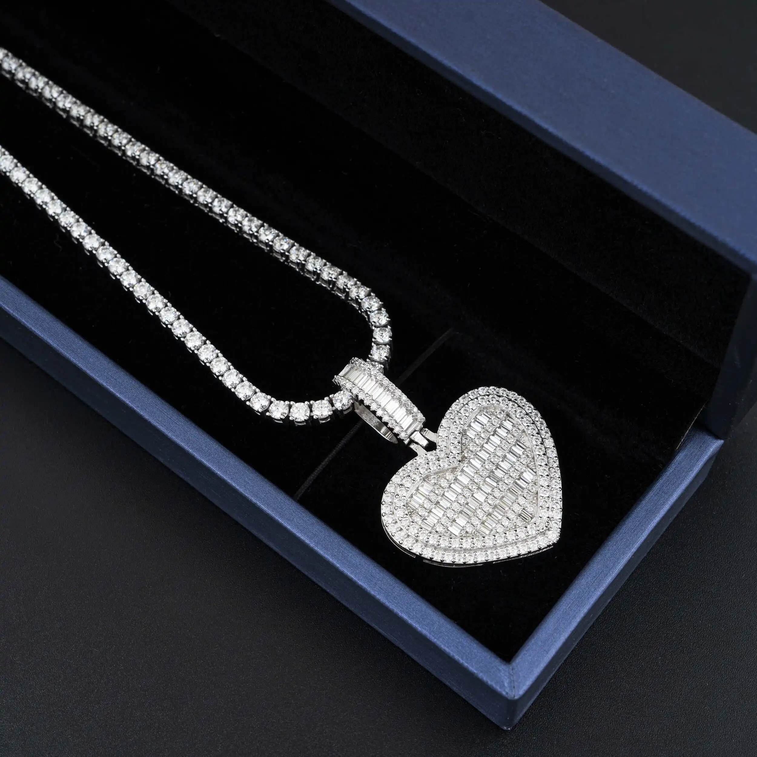 Baguette Full D Color Moissanite Diamonds Heart Pendant S925 Sterling Silver White Gold with Certificate for wedding Jewelry