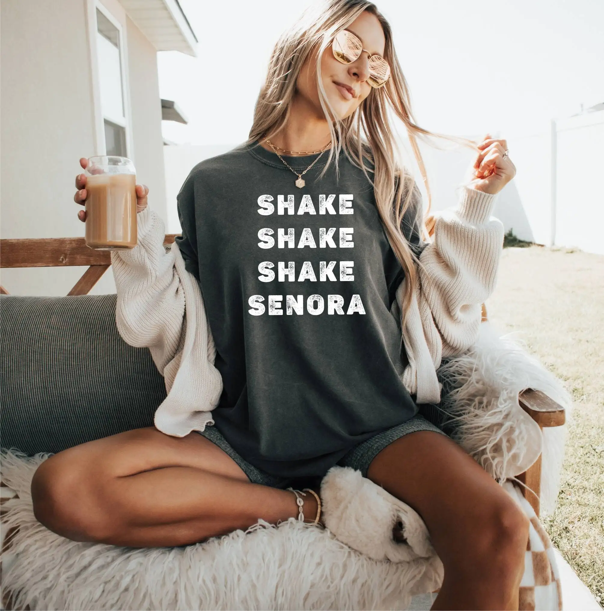 Shake Senora T-shirt, Halloween Shirt, Funny Shirt, Halloween Party Tee, Fall Shirt, Women Halloween Tee, Comfort Colors