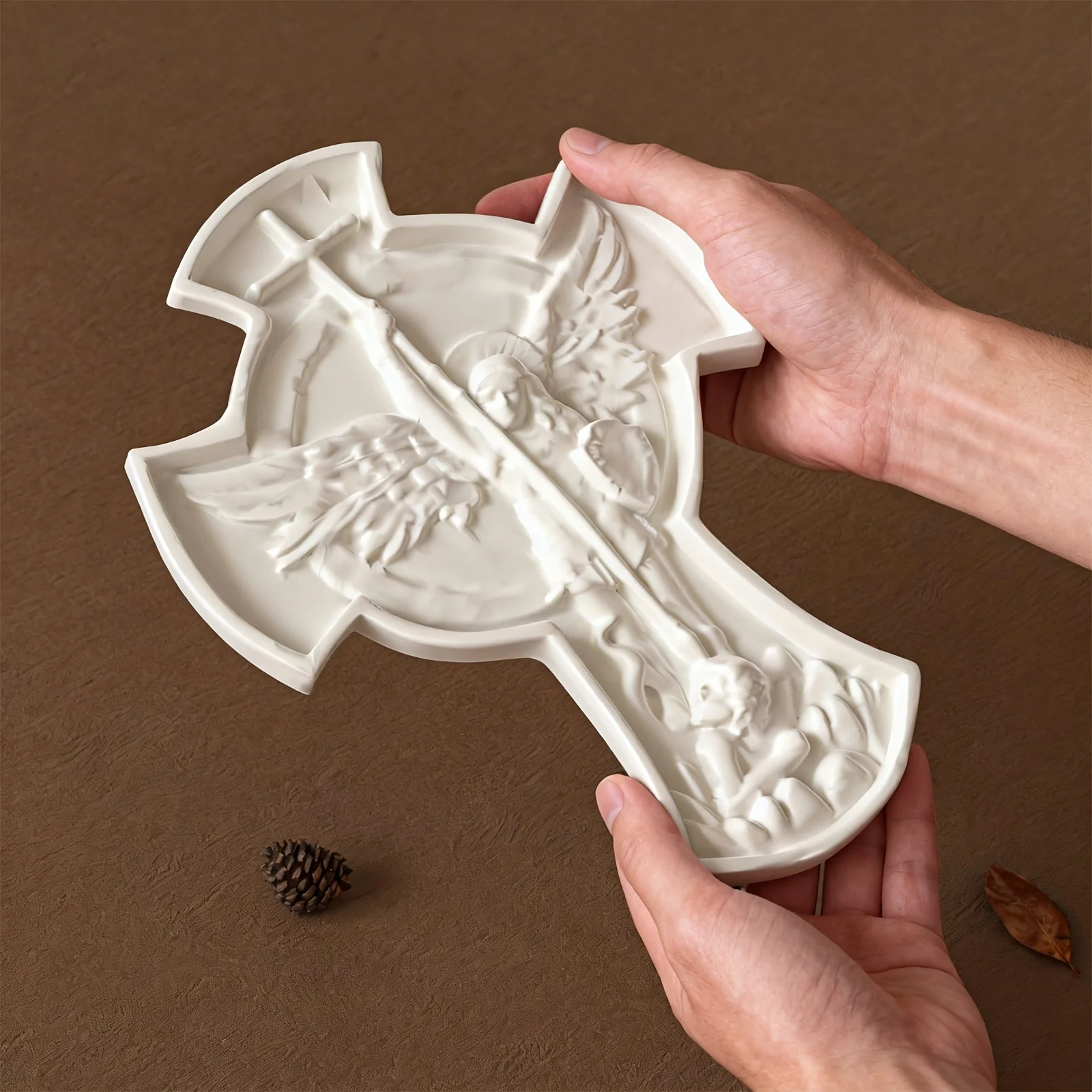 Retro Angel Cross Shape Tray Silicone Mold DIY Epoxy Resin Aromatherapy Candle Plaster Storage Dish Ornament Mold Flexible Easy