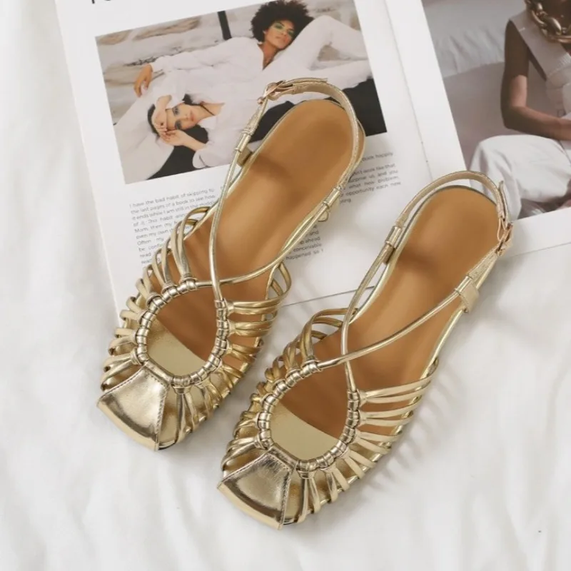 

Vintage Braided Women Flat Sandals Closed Toe Breathable Hollow Out Summer Roman Style Soft Sole Non Slip Beach Shoes for Ladies