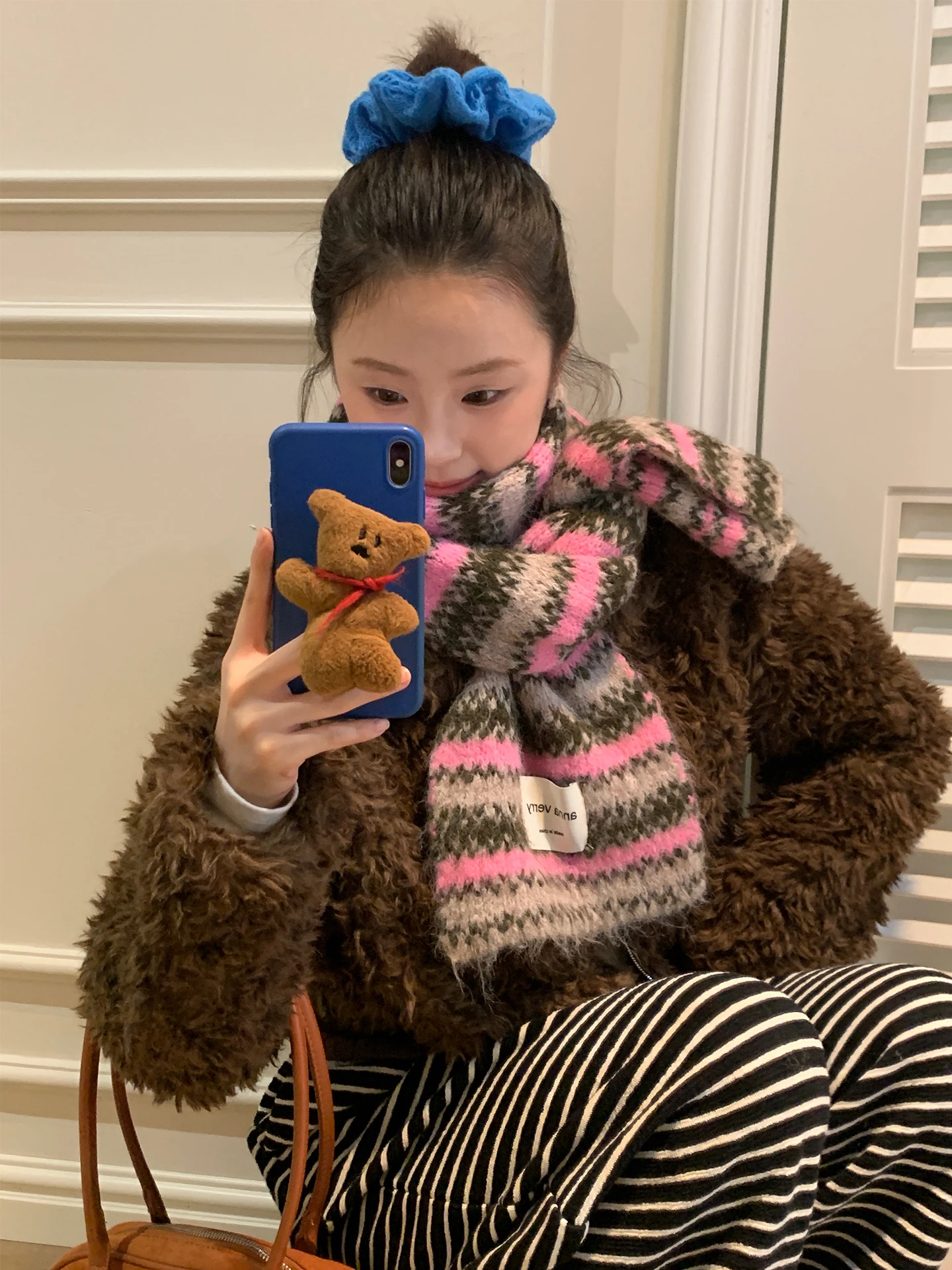 

Зимний вязаный полосатый шарф для женщин с высококачественной атмосферой, теплый и морозостойкий декор, универсальный утеплитель для шеи