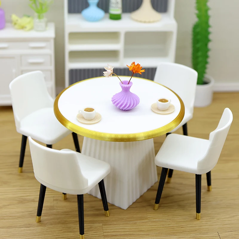 1/12 Simulazione di casa delle bambole Tavolo da pranzo Sedie Modello Mini Mobili da soggiorno Accessori per casa delle bambole Fai finta di giocare con il giocattolo