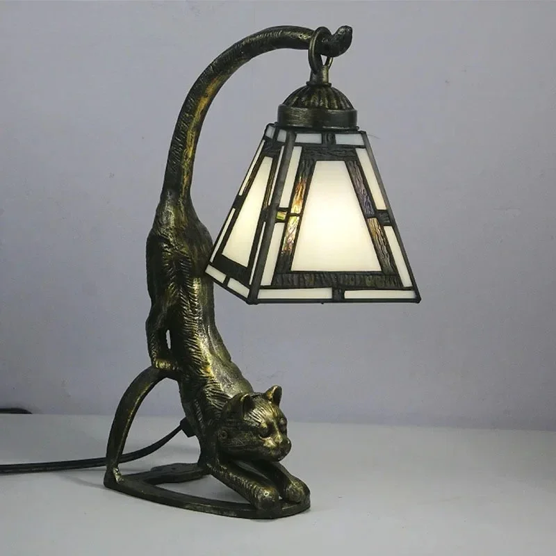Cat Art Stained Glass Tiffany Dragonfly Pattern Table Desk Lamp Night Light eyes light up
